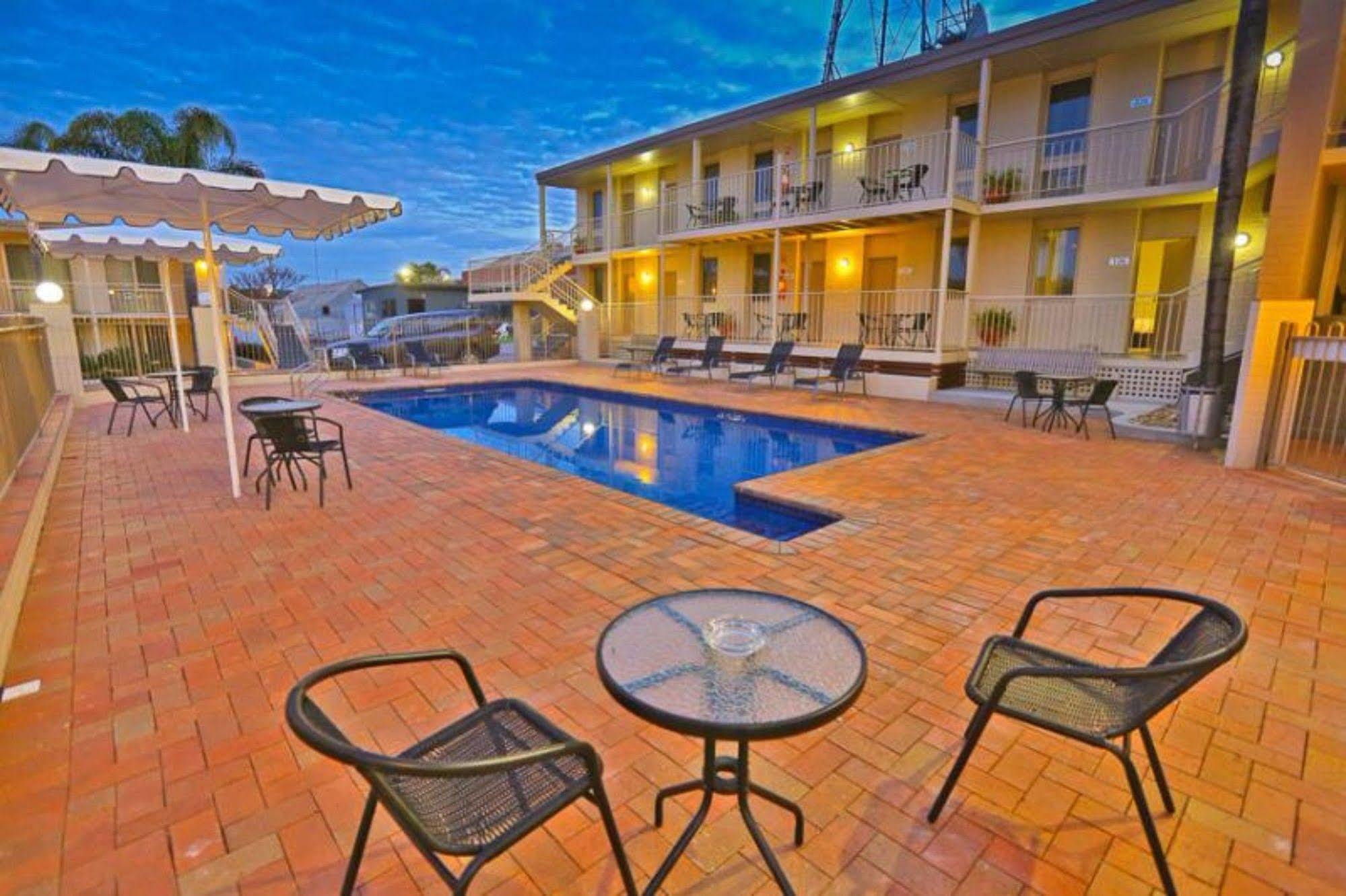 Commodore Mildura Motel Εξωτερικό φωτογραφία